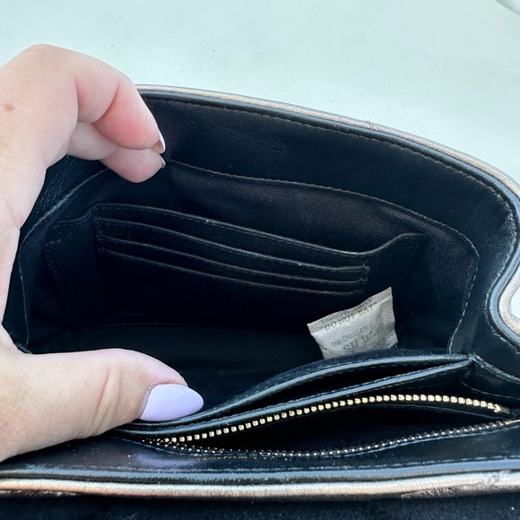 Like new YSL toy LouLou in quilted metallic bronze. - Picture 7 of 9